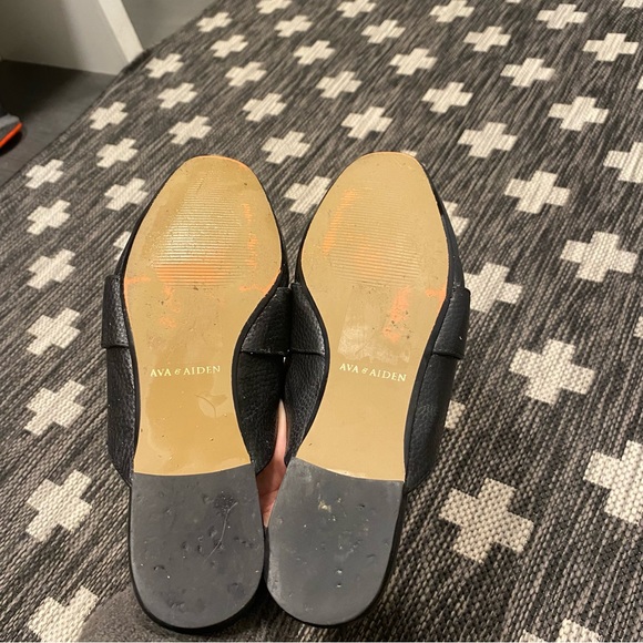 Ava & Aiden Women’s Black Leather Alexa Bejeweled Slide Mule/ Mocs Size … - Picture 6 of 7